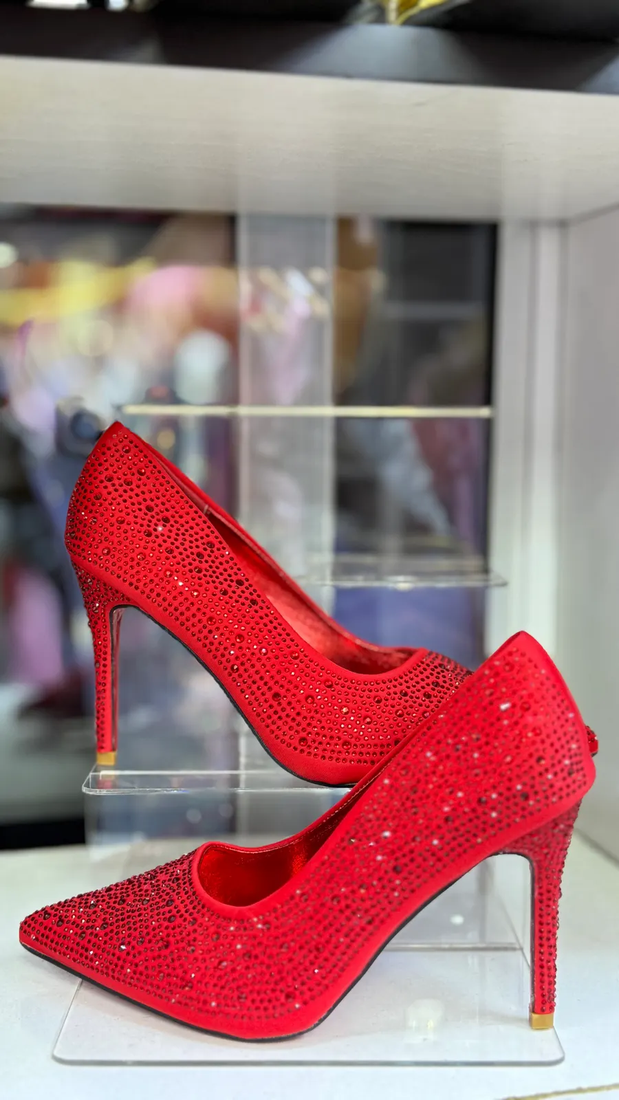 RED BOTTOM  HEELS  - Image 2