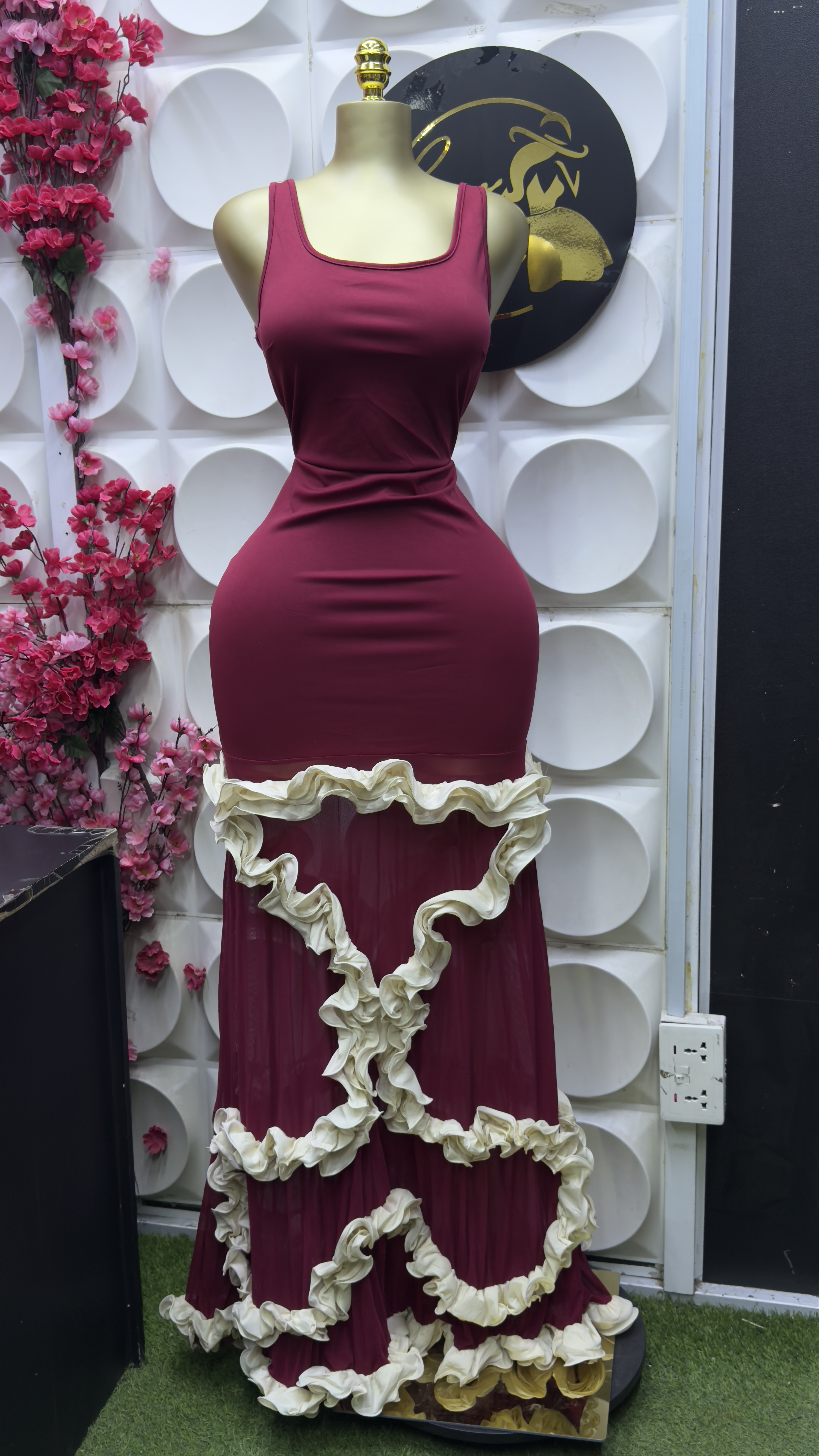 MAROON WHITE  - Image 3